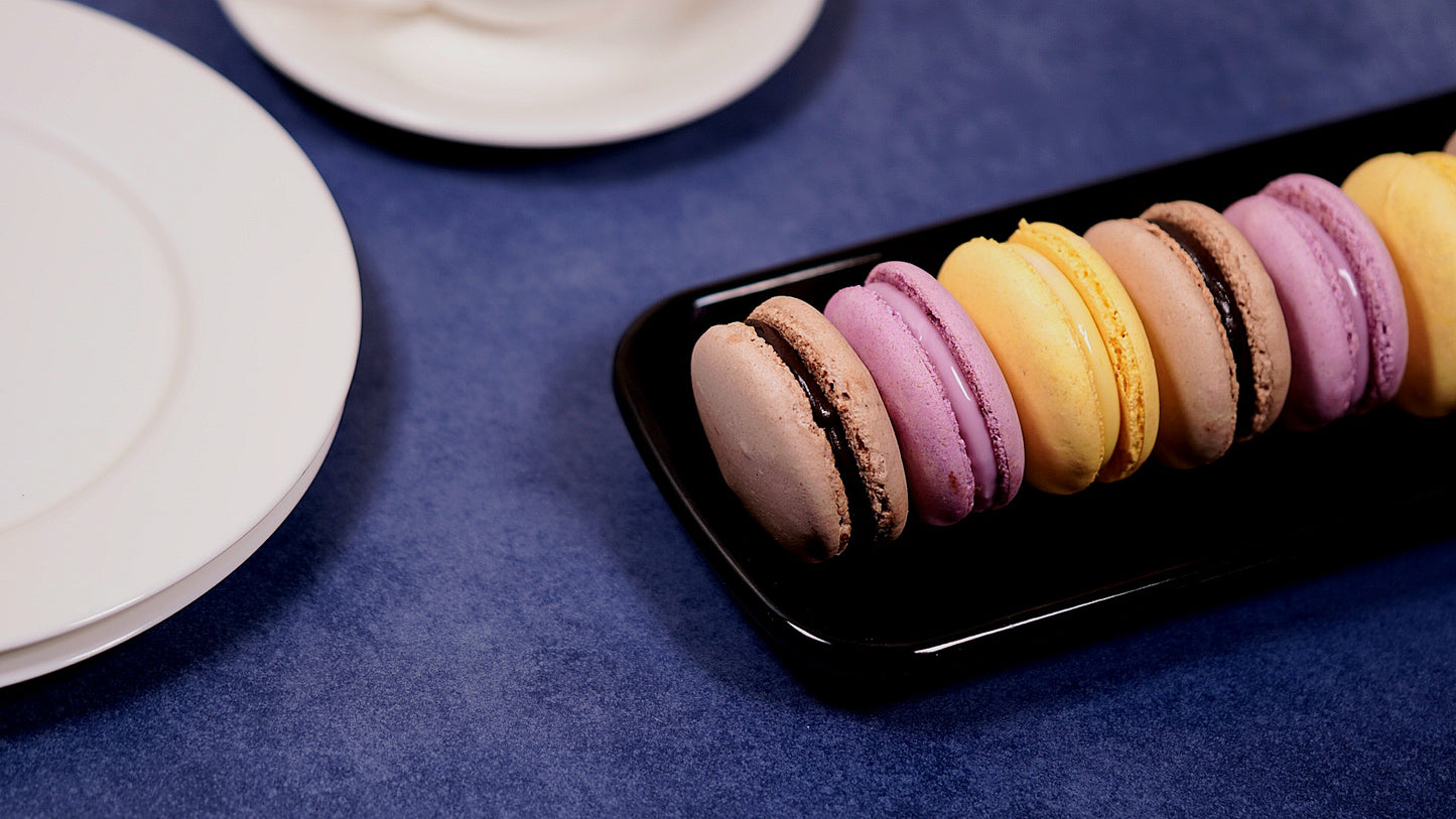 Assorted Macrons (Pack of 6)