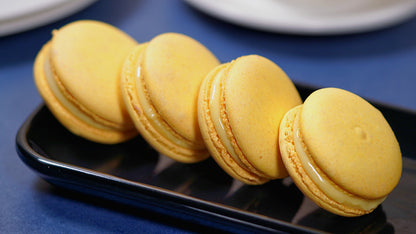 Classic Macrons (1 piece)