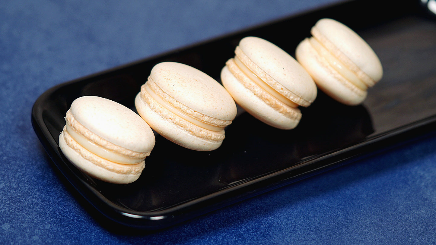 Classic Macrons (1 piece)